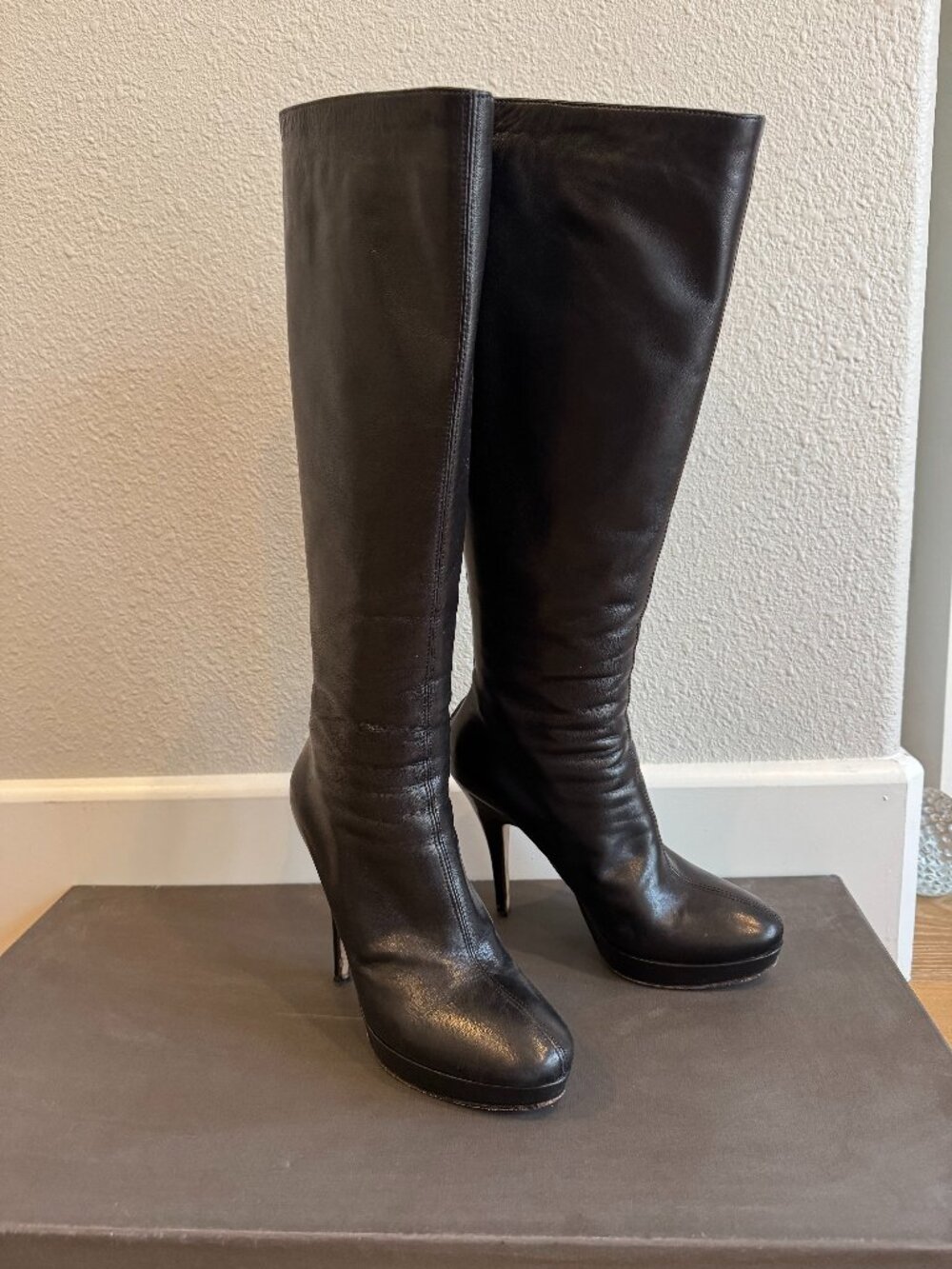 Black Italian leather platform heel tall boot, size 39